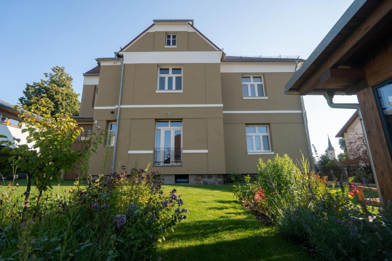 Vila Nmnm Nove Mesto na Morave Zewnętrze zdjęcie